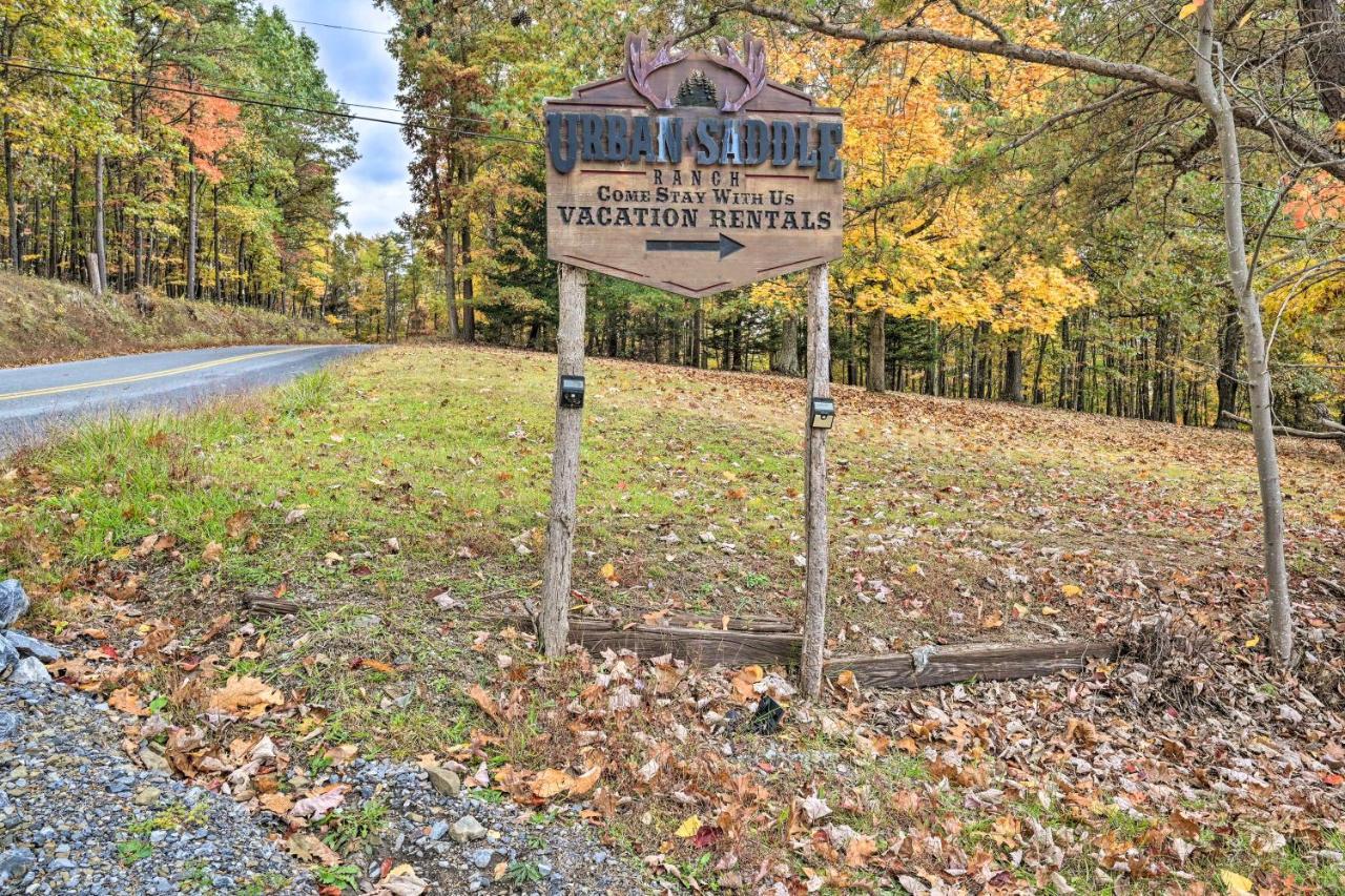 Cheyenne Ranch Apt With 50 Acres By Raystown Lake Huntingdon Exterior photo